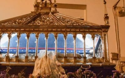 De la urna de plata del Santo Sepulcro a Cecilio Trujillo