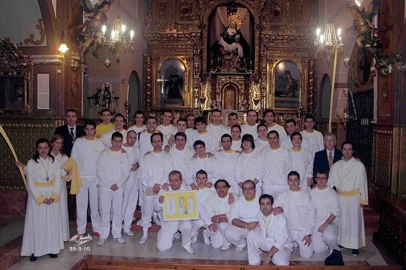 cuadrilla de costaleros hermandad de la pollinita año 2010