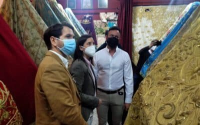 Un manto de la Virgen de la Sierra del siglo XIX será restaurado