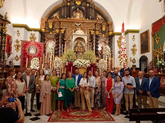 Corte de honor y pregonera de la feria y fiestas en honor de María Santísima de la Sierra