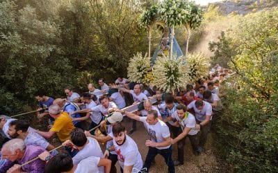 Y si no tienes Fe | Subida Virgen de la Sierra